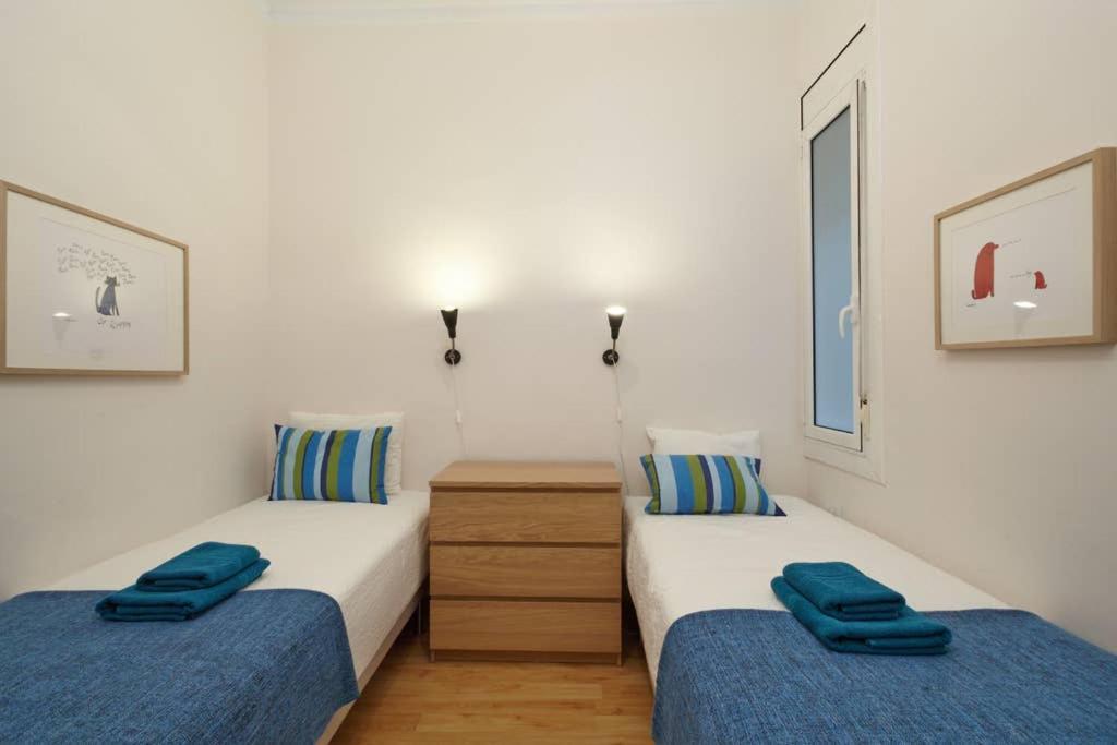 Beautiful Apartment In Eixample Barcelona Exterior photo